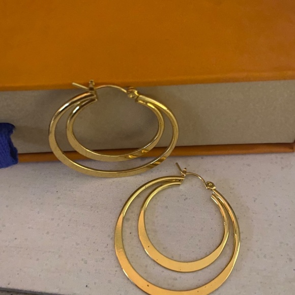 1.75” YELLOW GOLD PLATED DOUBLE HOOP EARRINGS - Picture 4 of 5